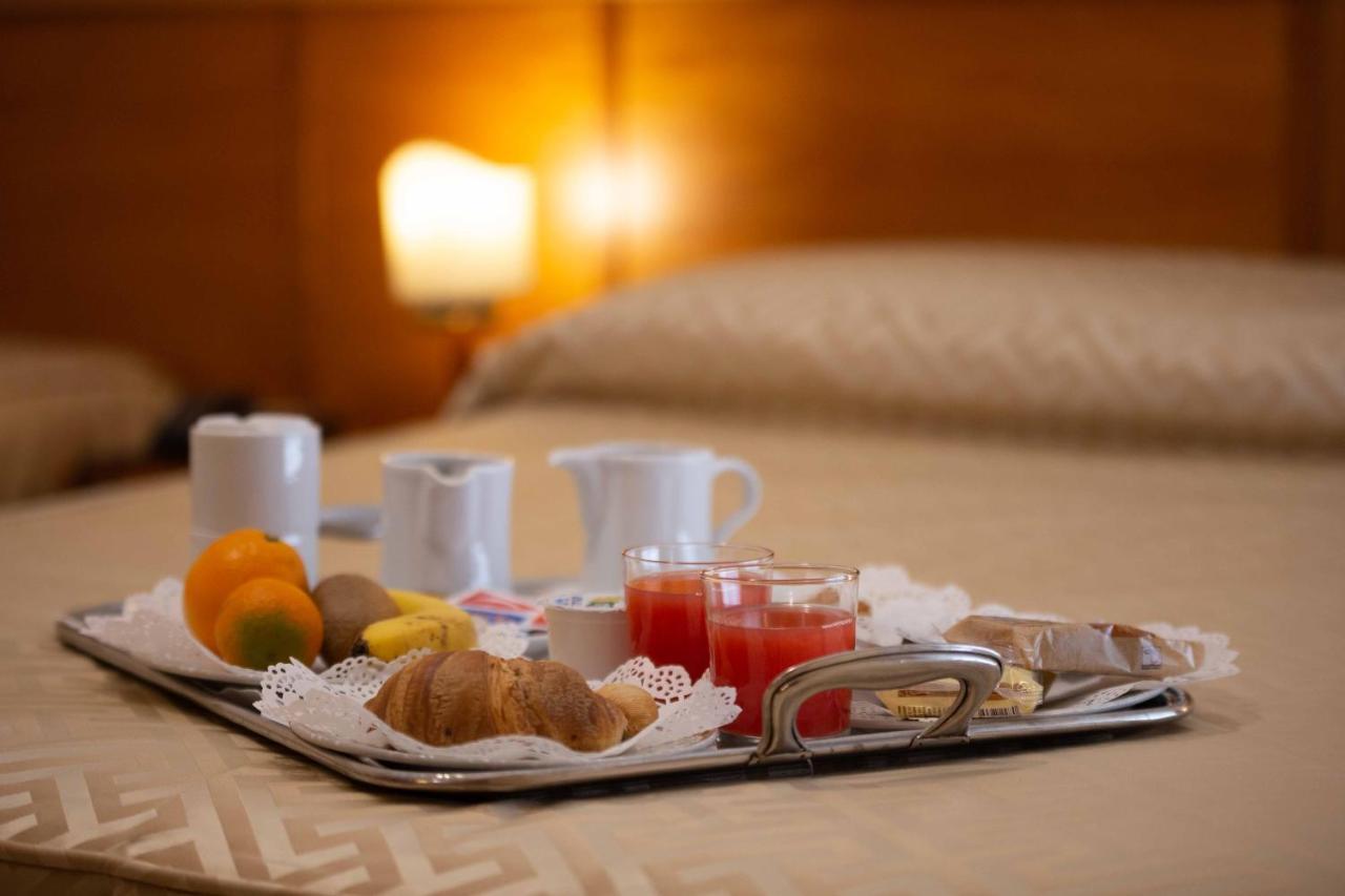 Hotel Maddaloni Tufino Ngoại thất bức ảnh
