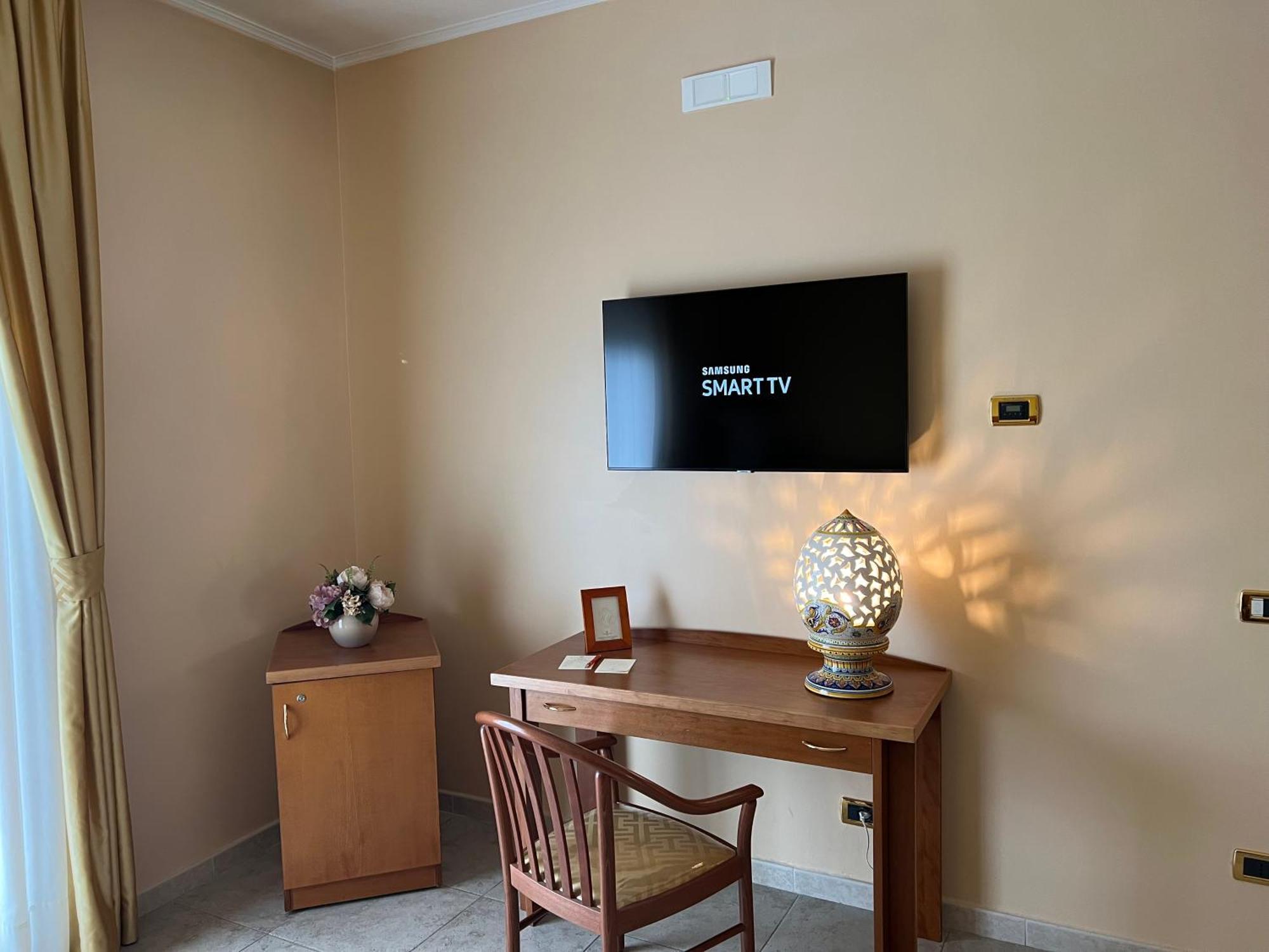 Hotel Maddaloni Tufino Ngoại thất bức ảnh