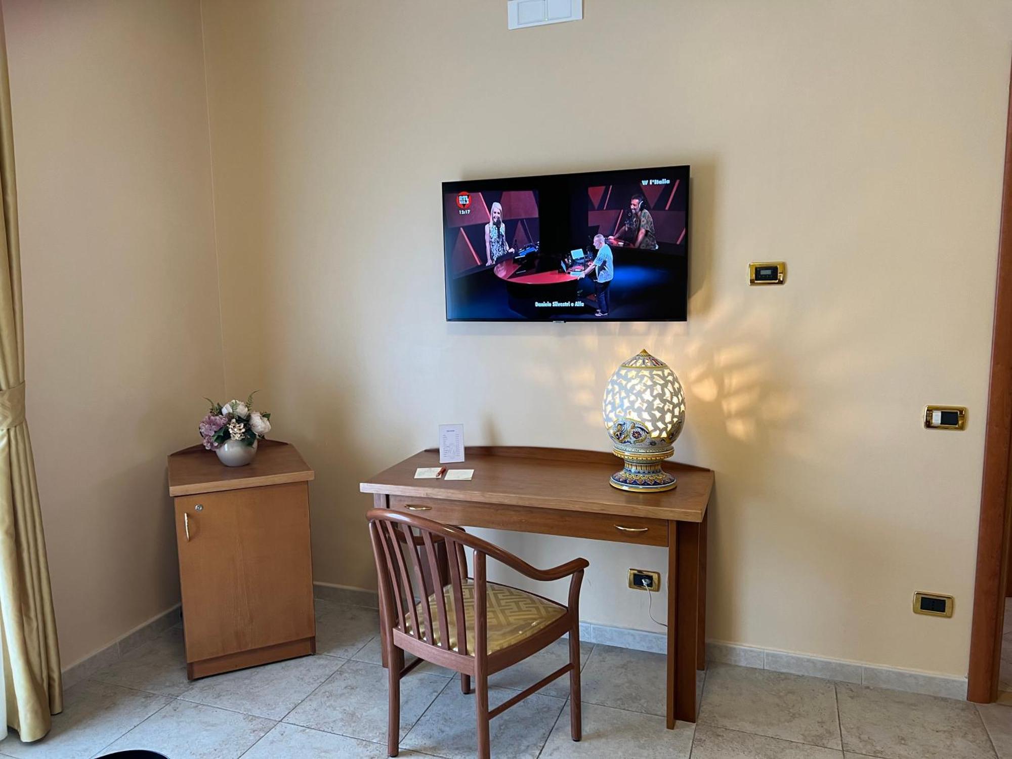 Hotel Maddaloni Tufino Ngoại thất bức ảnh